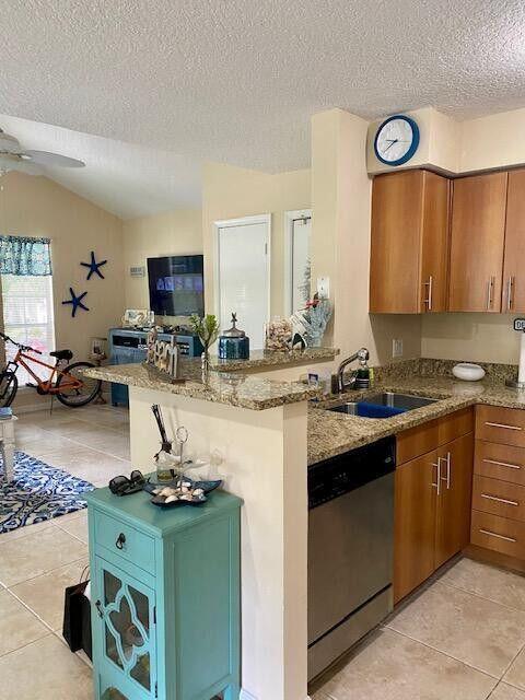 Photo of 1125 Crystal Way #P, Delray Beach, FL 33444 (MLS # R11141388)