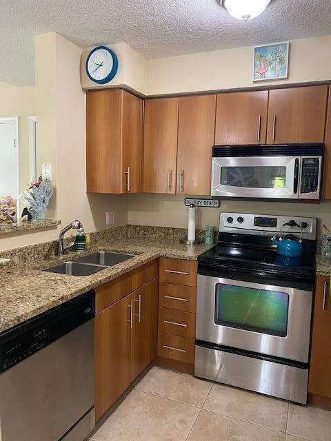 Photo of 1125 Crystal Way #P, Delray Beach, FL 33444 (MLS # R11141388)