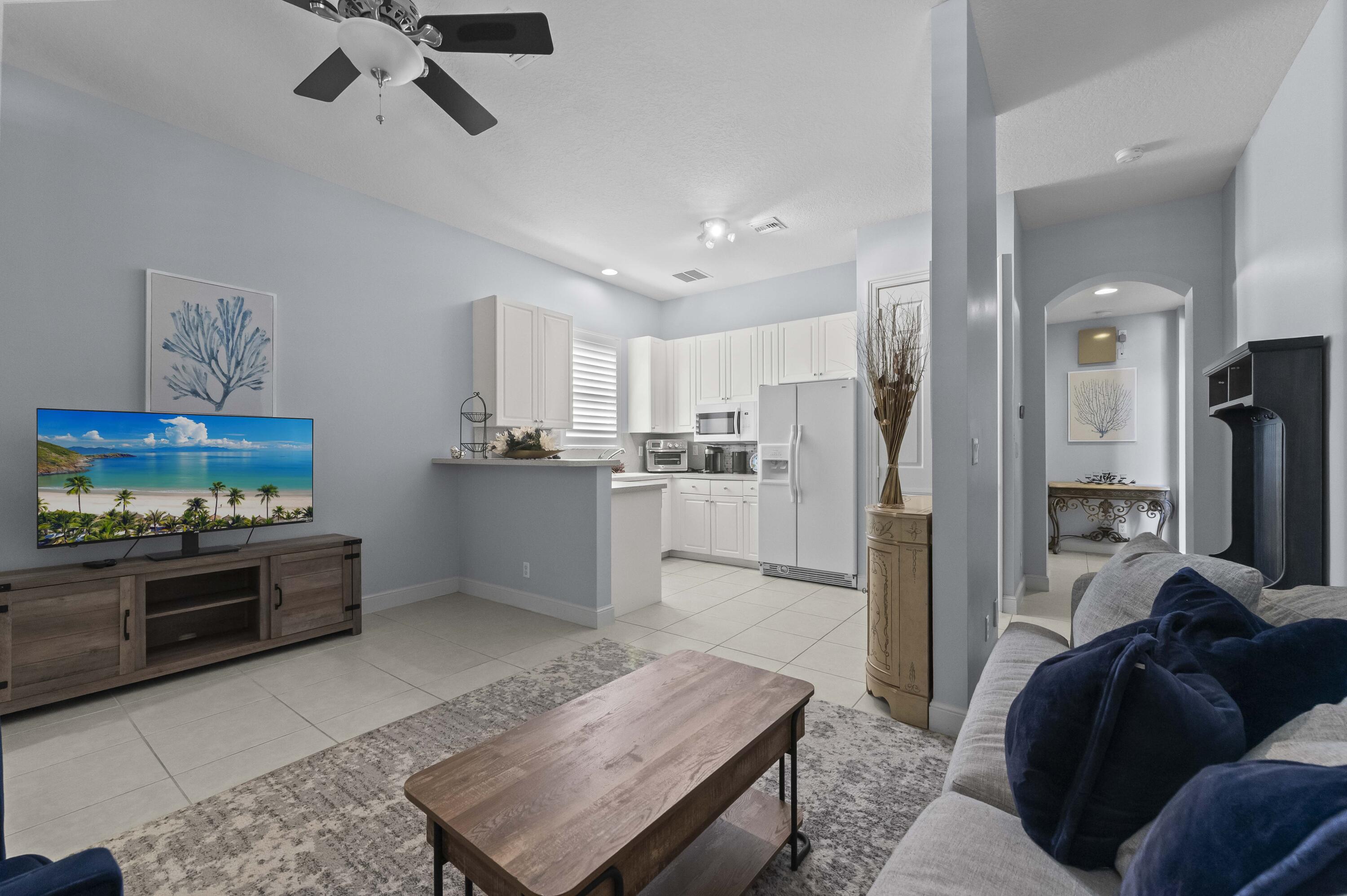 VERSAILLES - Residential