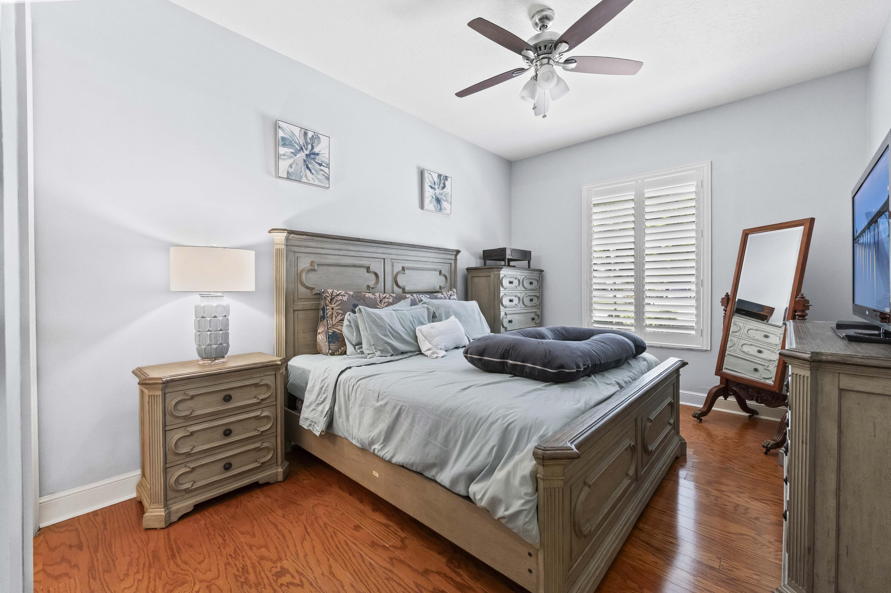 VERSAILLES - Residential