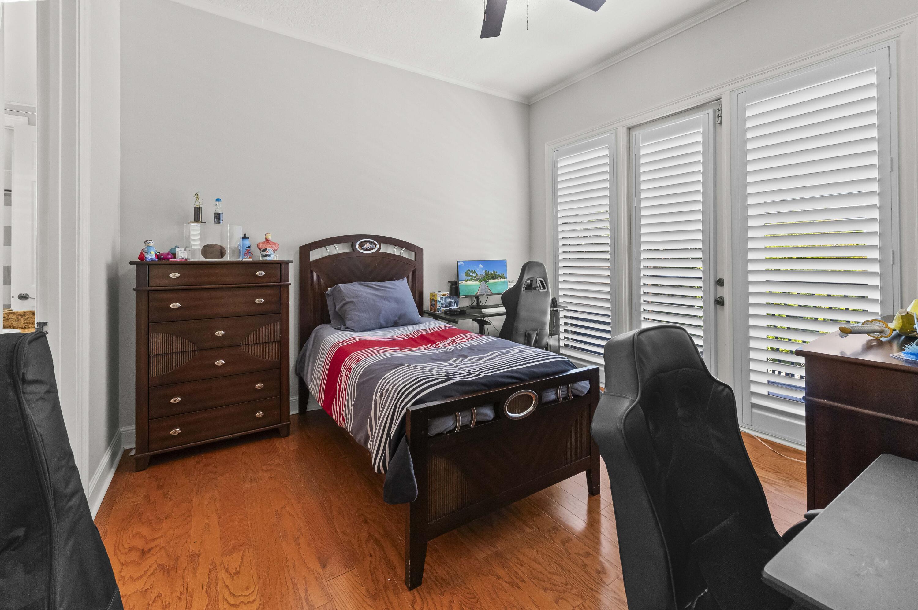 VERSAILLES - Residential