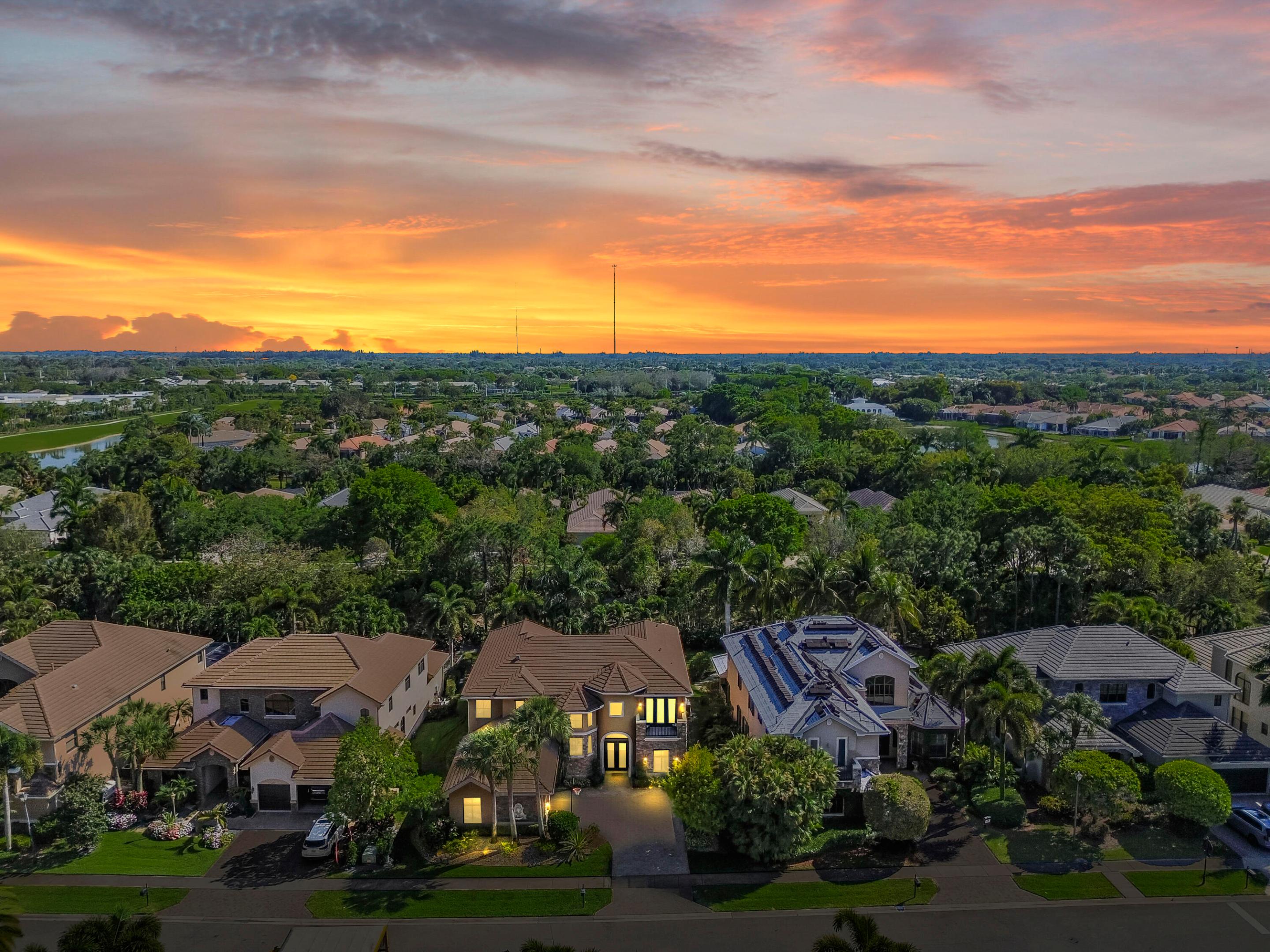 VERSAILLES - Residential