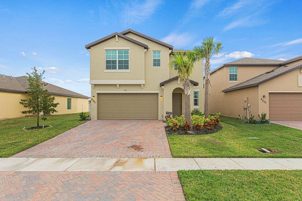 Photo of 4241 Troon Place, Fort Pierce, FL 34947 (MLS # R10927508)