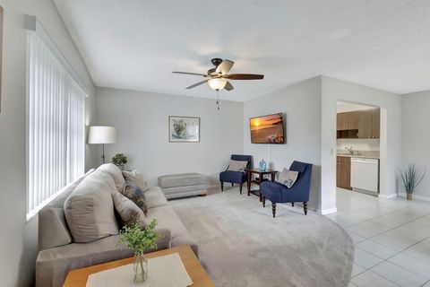 479 Burgundy J Delray Beach FL 33484