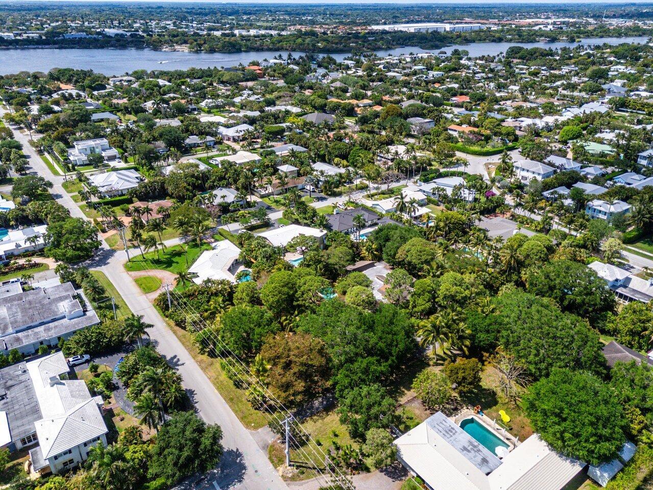 IDA LAKE TERRACE - Residential