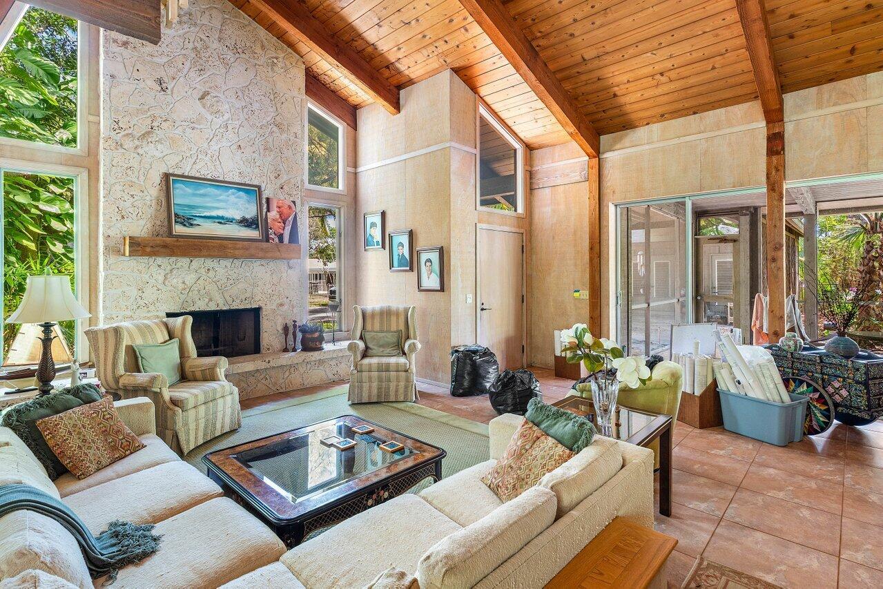 IDA LAKE TERRACE - Residential