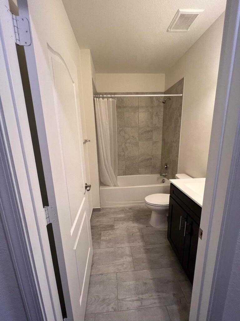 FLAVOR PICT TOWNHOMES PUD - Residential Lease