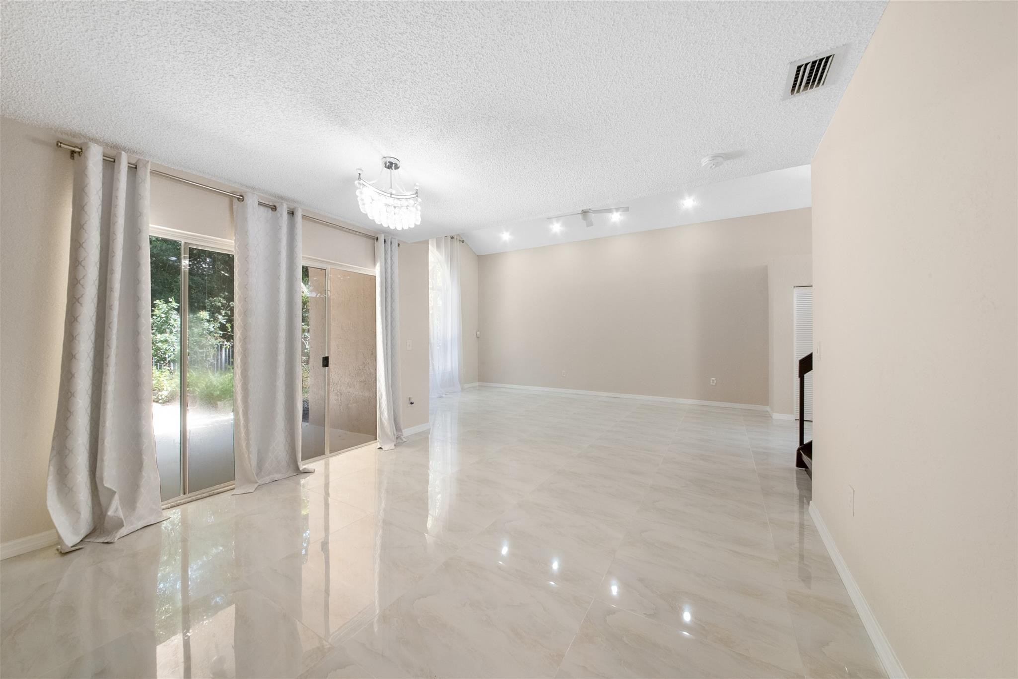 TERRAMAR ONE - Residential