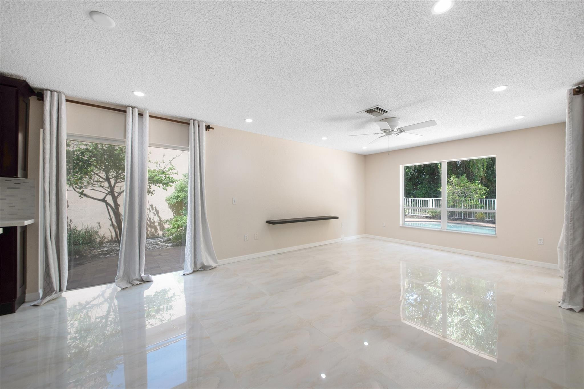 TERRAMAR ONE - Residential