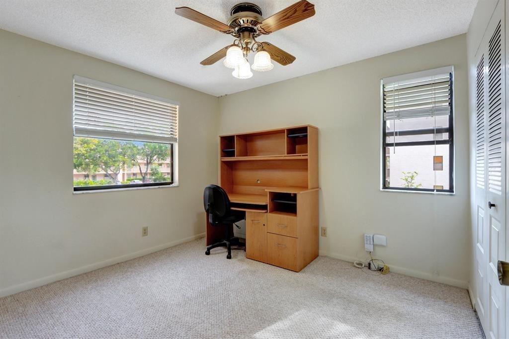 Sunrise Lakes - Residential