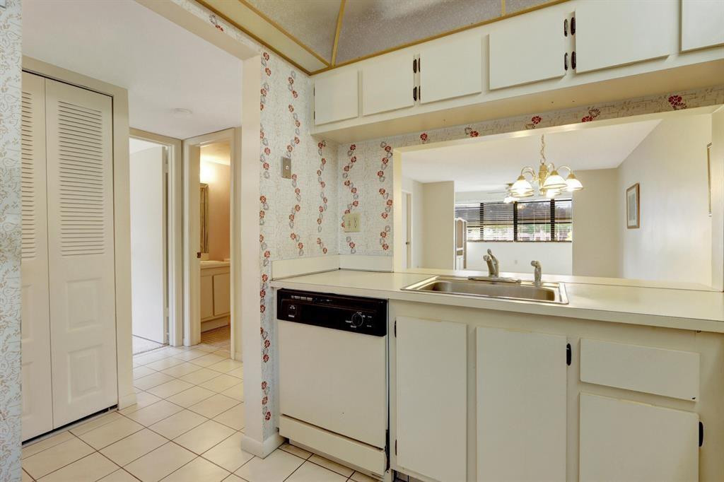 Sunrise Lakes - Residential