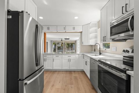 1 Harbourside Drive 1301 Delray Beach FL 33483