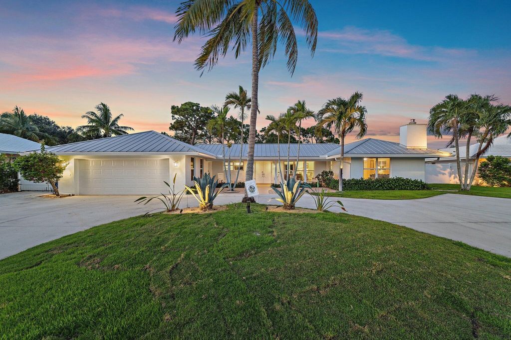 Photo of 86 Golfview Drive, Tequesta, FL 33469 (MLS # R11112146)