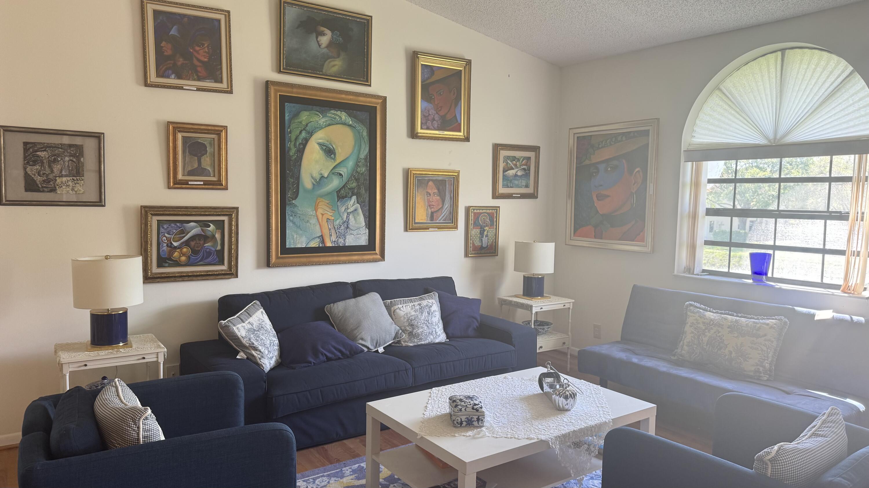 ALEXANDRA VILLAGE / Platina - Residential