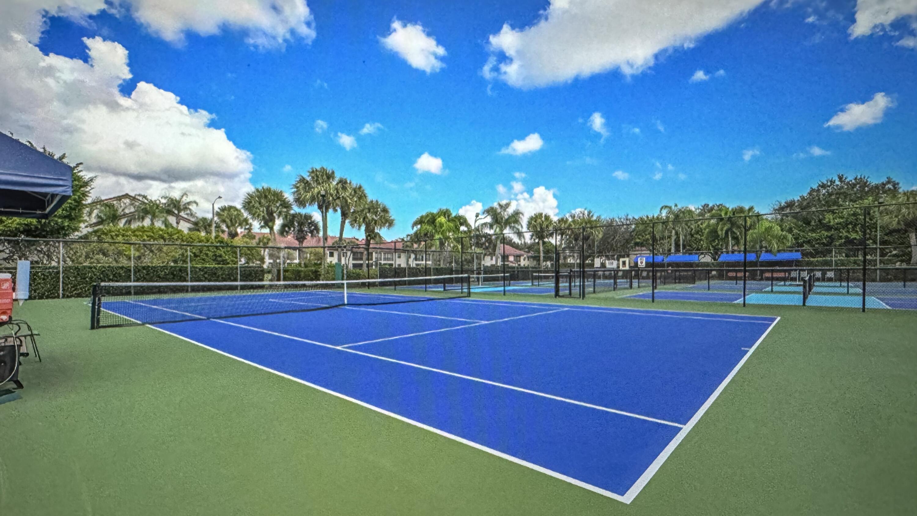 ALEXANDRA VILLAGE / Platina - Residential