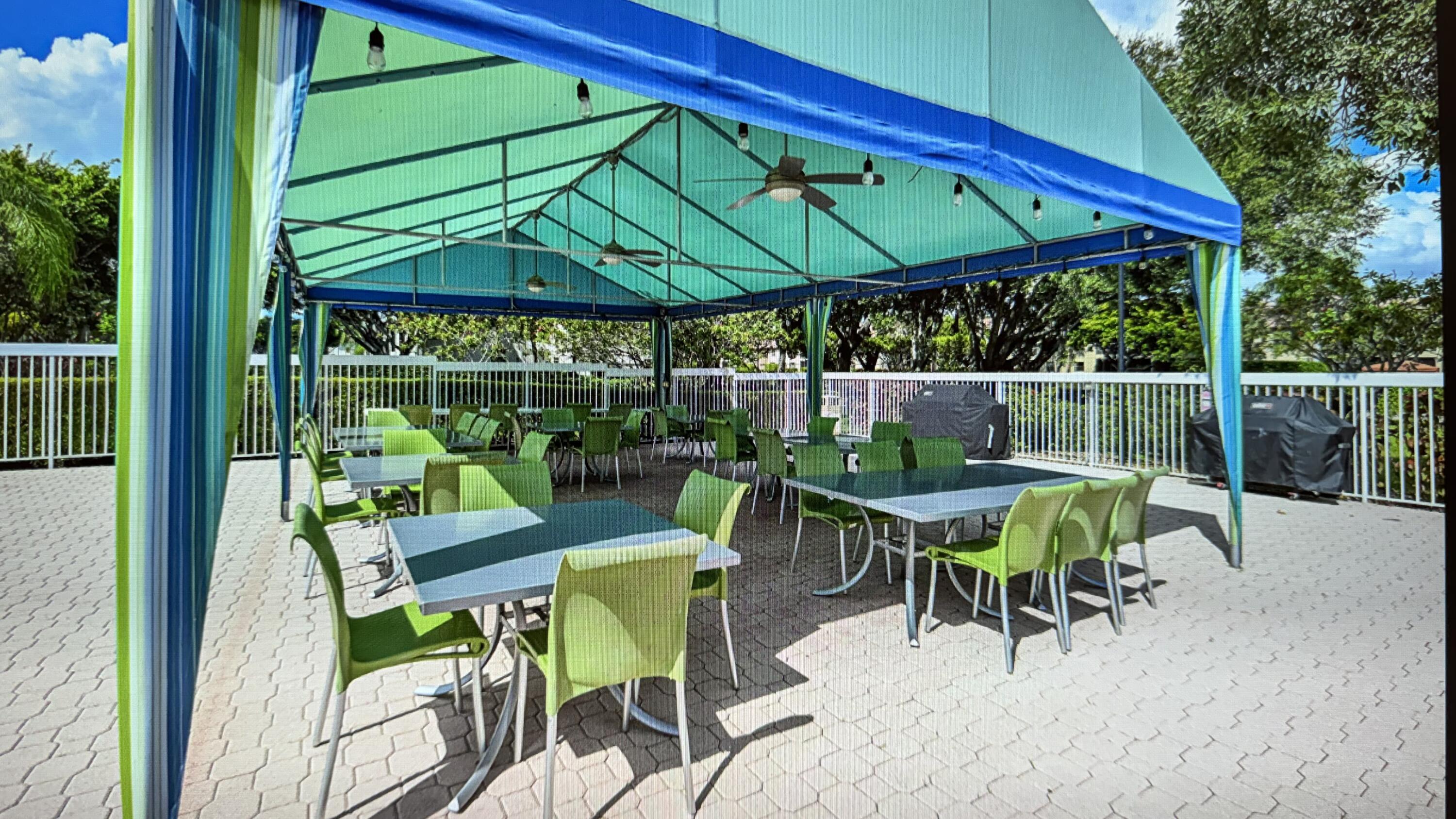 ALEXANDRA VILLAGE / Platina - Residential