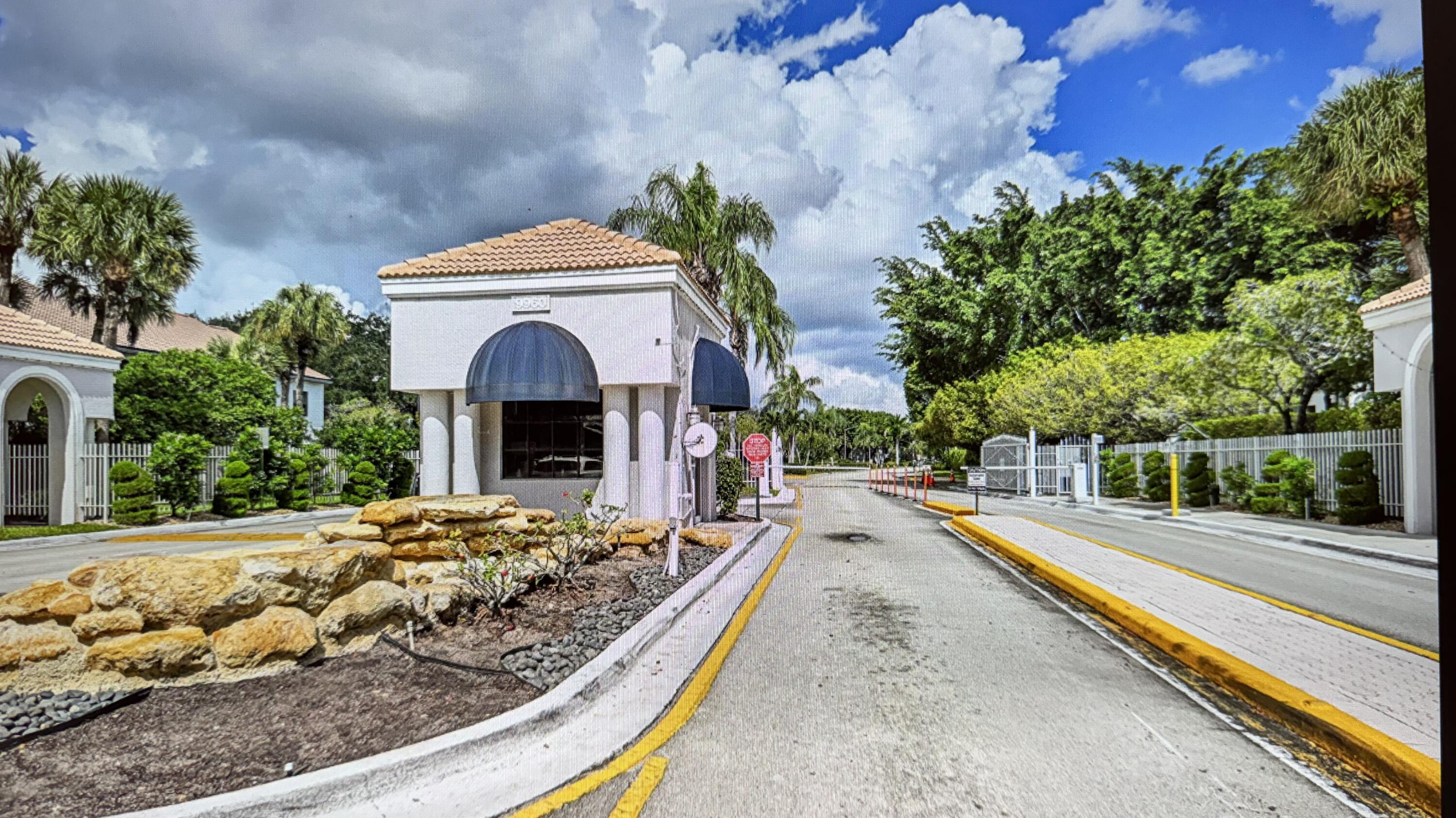 ALEXANDRA VILLAGE / Platina - Residential