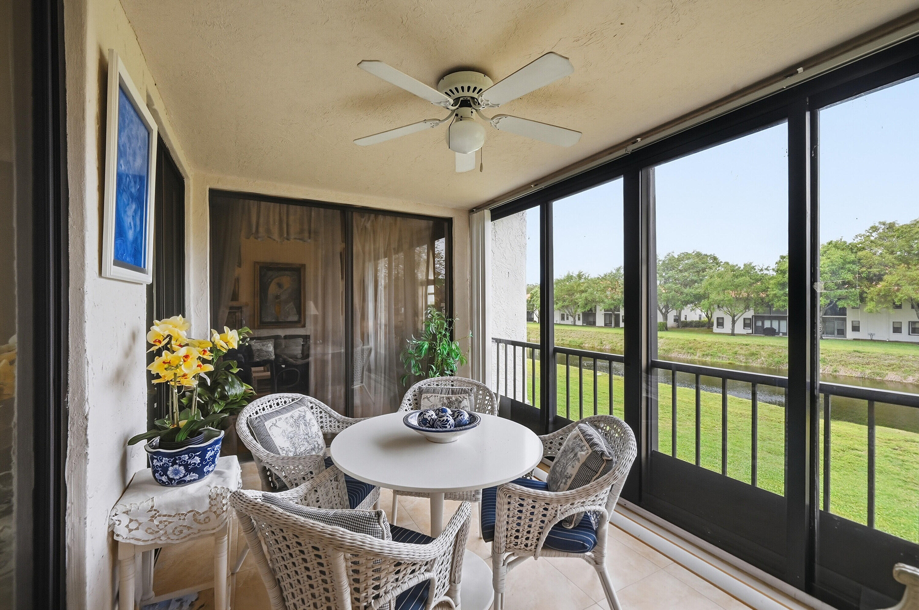 ALEXANDRA VILLAGE / Platina - Residential