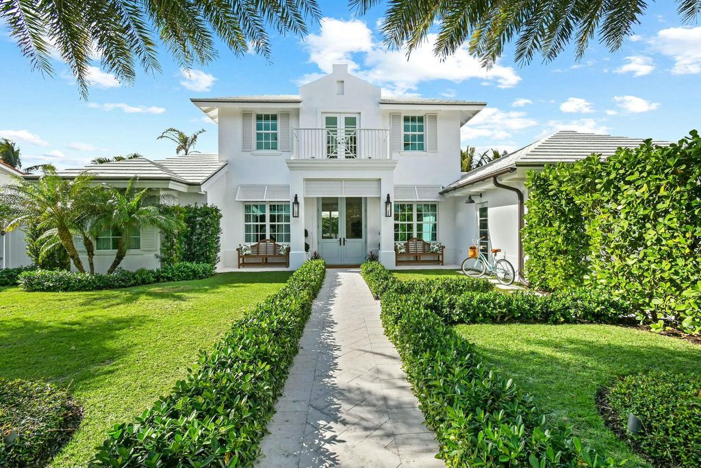 Photo of 193 Shelter Lane, Jupiter Inlet Colony, FL 33469 (MLS # R11054060)