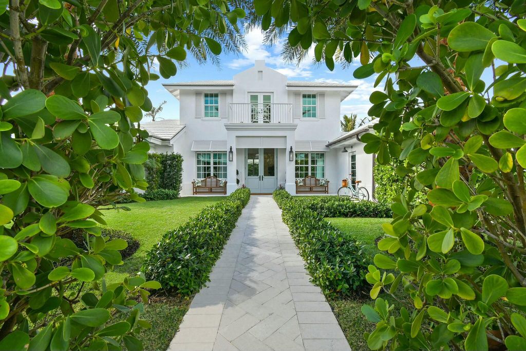 Photo of 193 Shelter Lane, Jupiter Inlet Colony, FL 33469 (MLS # R11054060)