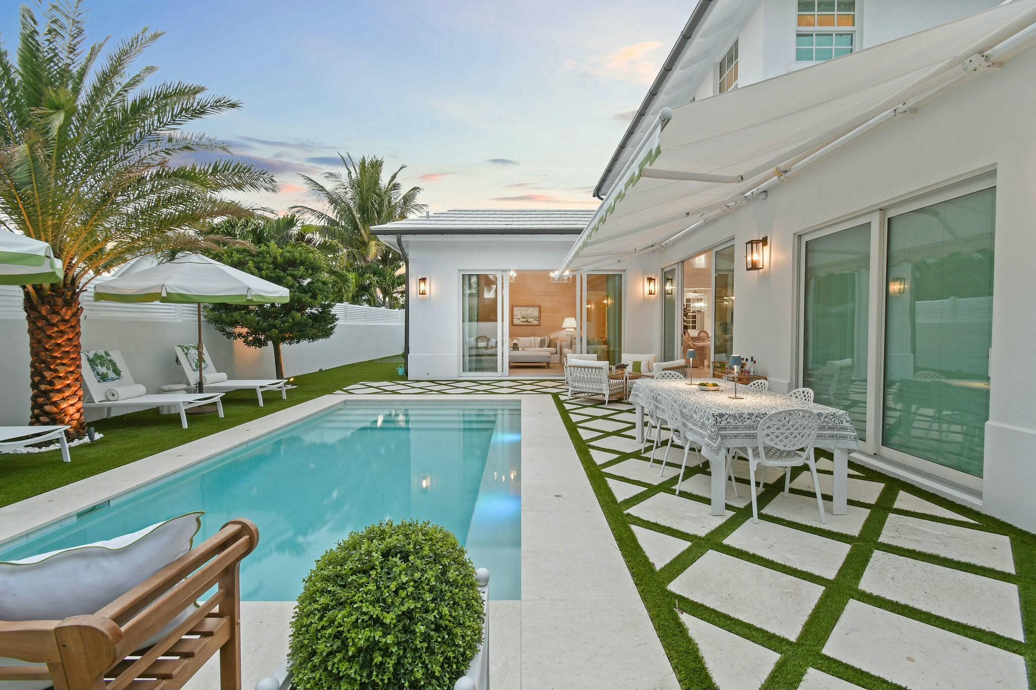 JUPITER INLET BEACH COLON - Residential