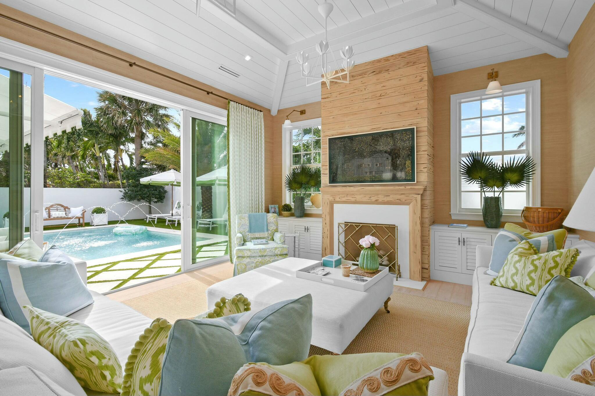 JUPITER INLET BEACH COLON - Residential