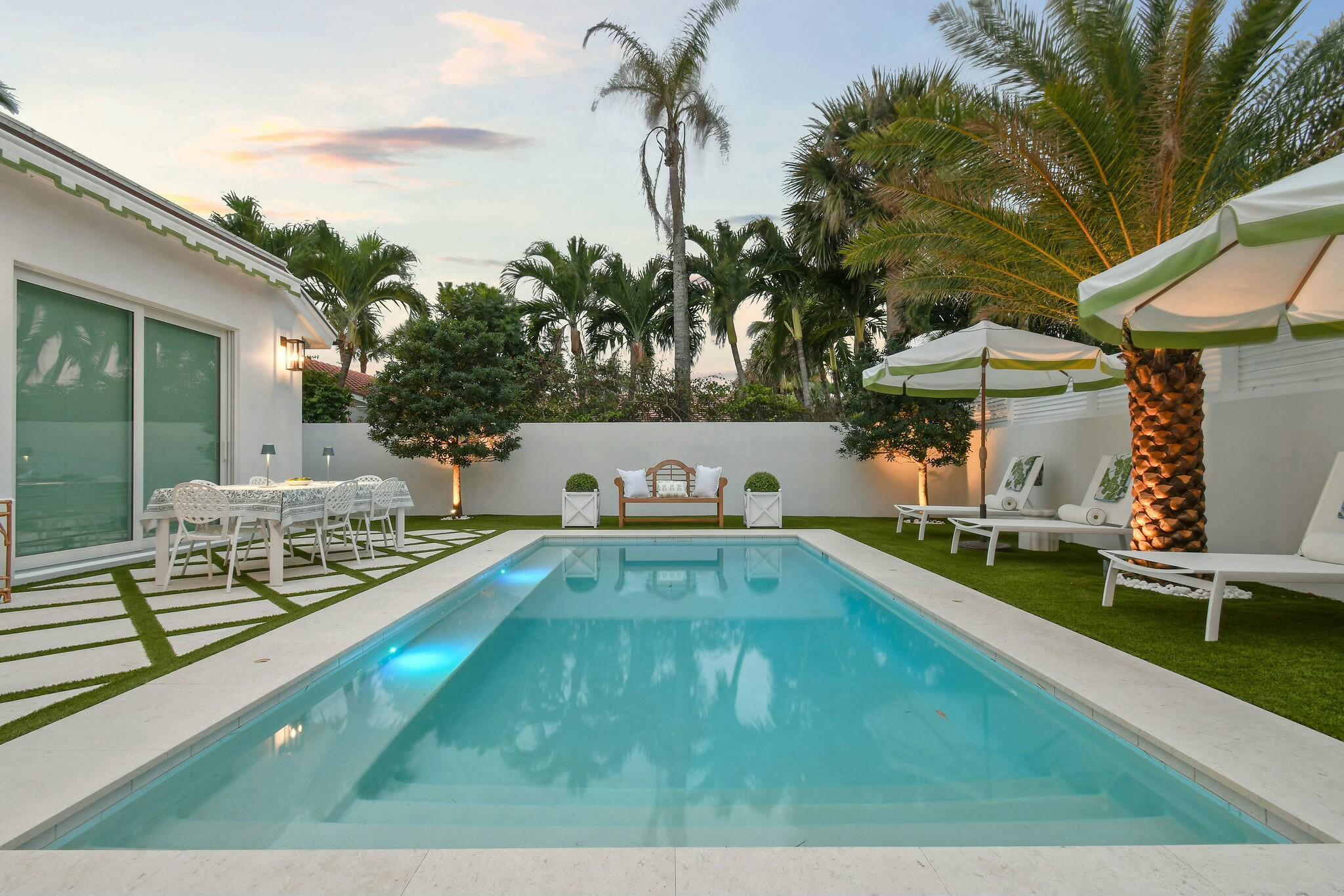 JUPITER INLET BEACH COLON - Residential