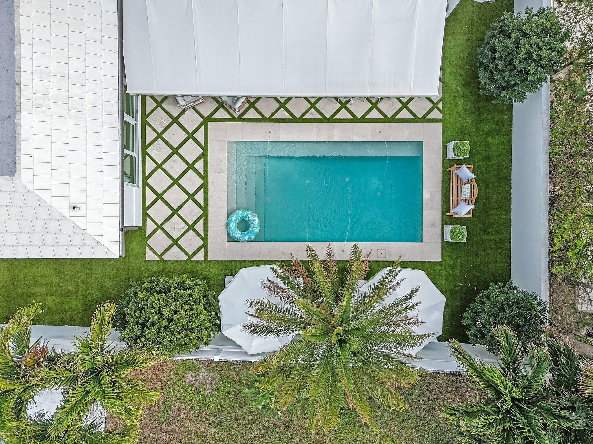 JUPITER INLET BEACH COLON - Residential