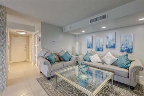 Condominium in Fort Lauderdale FL 3900 Galt Ocean Dr 42.jpg