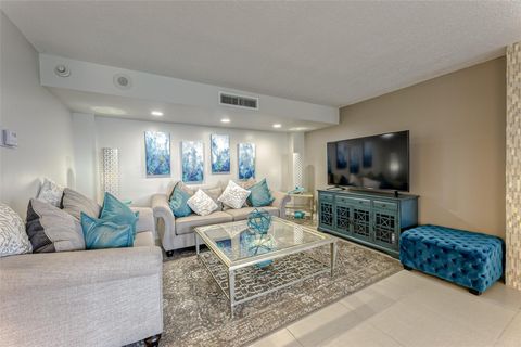 Condominium in Fort Lauderdale FL 3900 Galt Ocean Dr 43.jpg