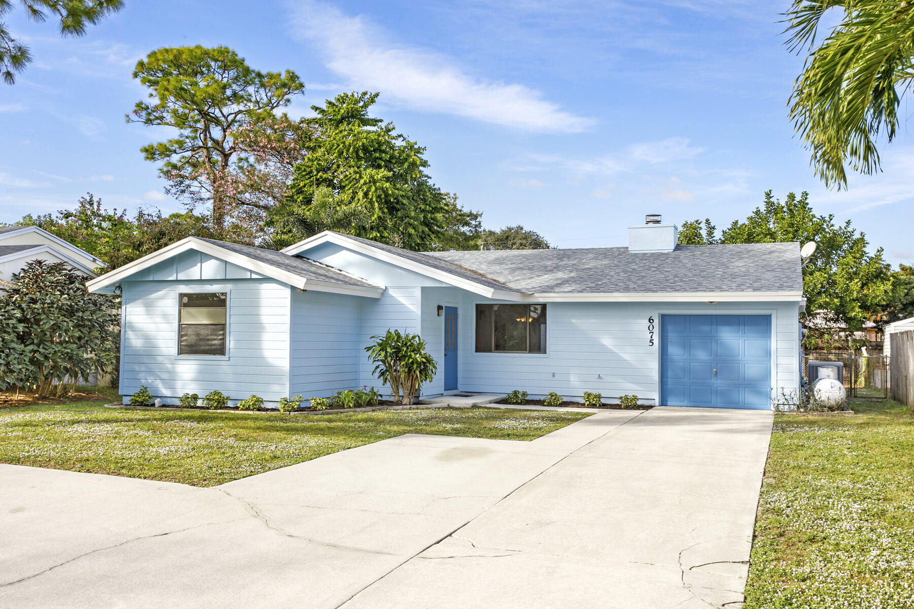 NORTH PALM BEACH HEIGHTS - Residential