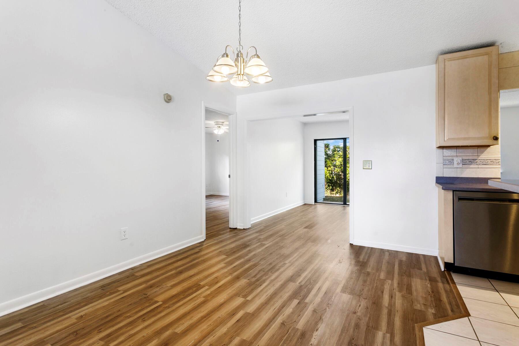 NORTH PALM BEACH HEIGHTS - Residential