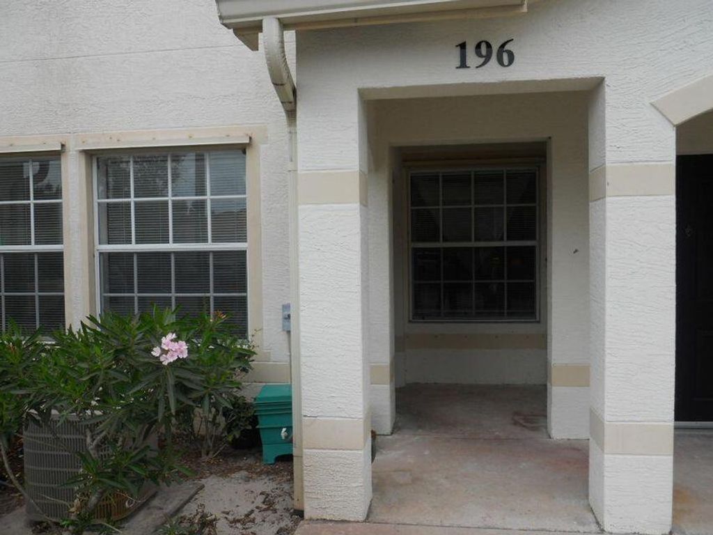 Photo of 196 SE Kitching Circle Cir, Stuart, FL 34994 (MLS # R10820006)