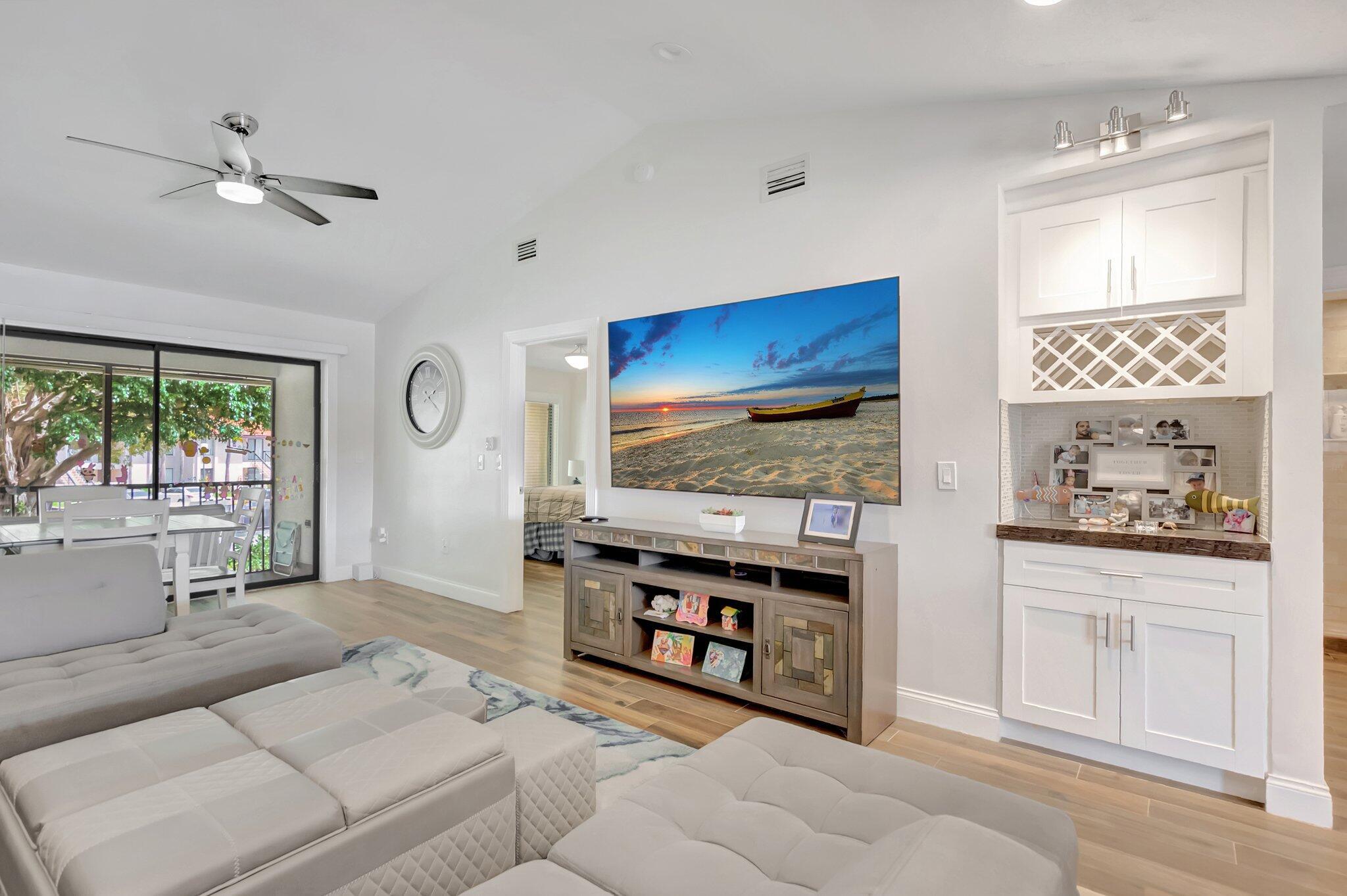 SAN REMO GOLF & TENNIS CL - Residential