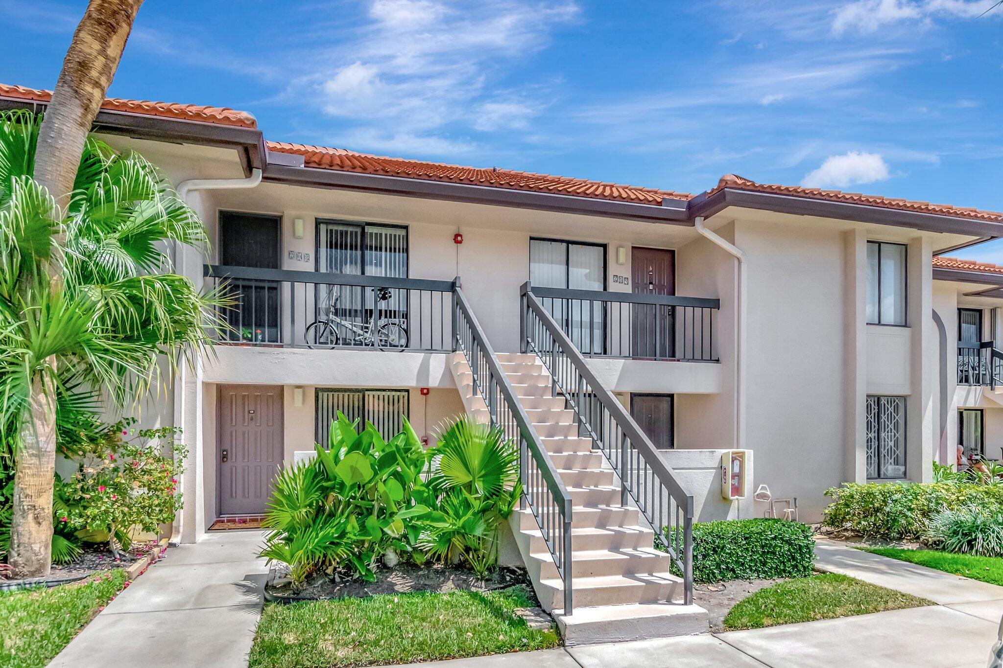 SAN REMO GOLF & TENNIS CL - Residential