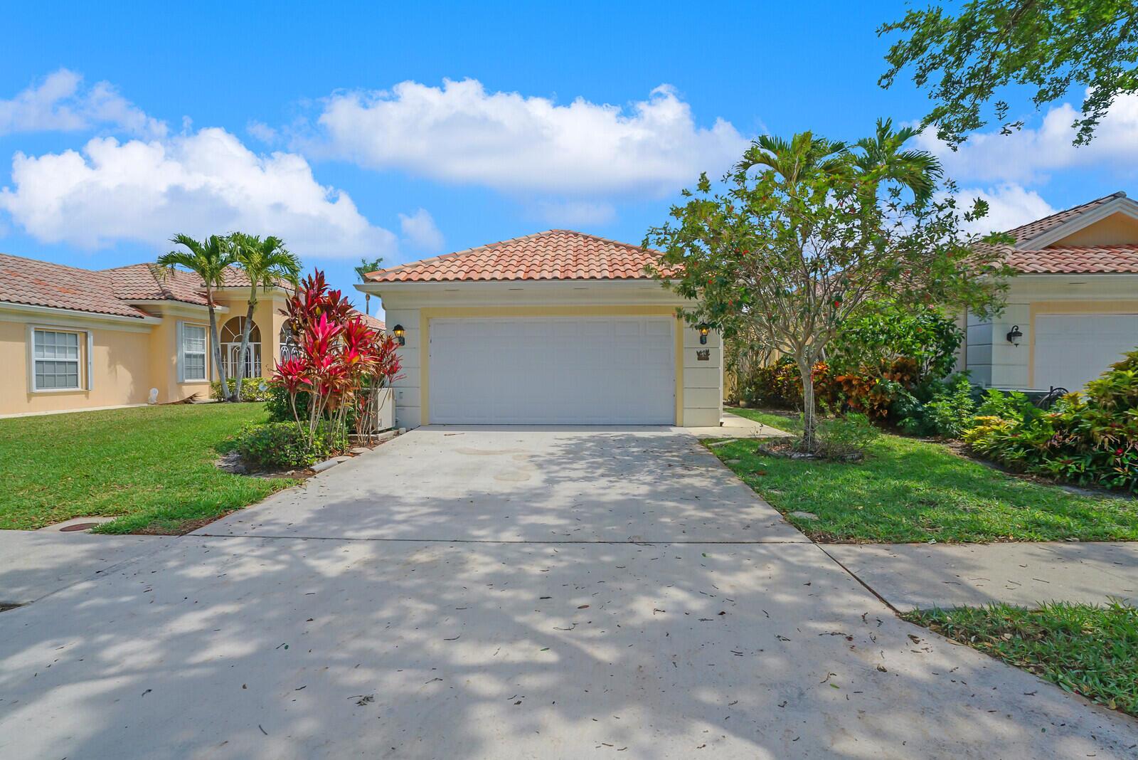 2692 James River Road