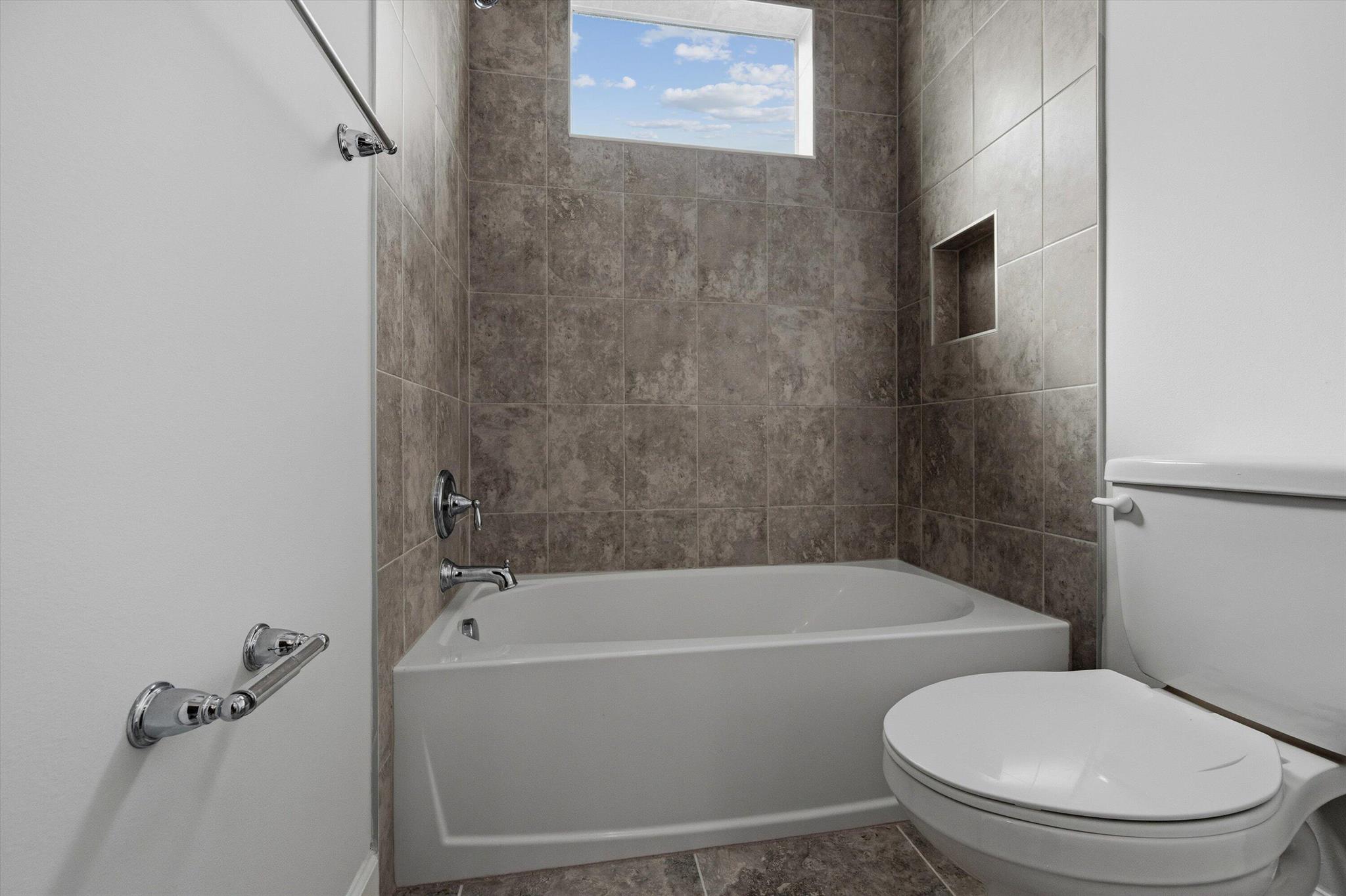 ORCHARDS OF WESTLAKE - Residential Lease