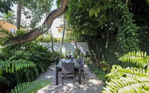 POINCIANA PARK 2ND ADD - Residential