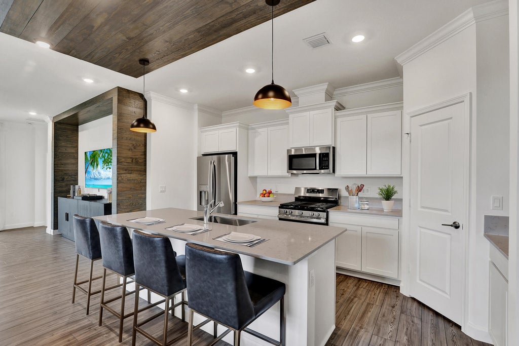 Photo of 18997 WOOD STORK Way, The Acreage, FL 33470 (MLS # B26074848)