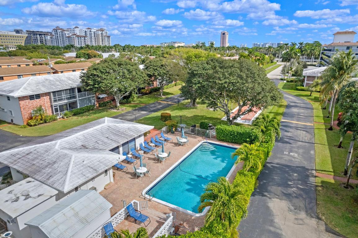 PALM ROYAL APTS INC CONDO - Residential