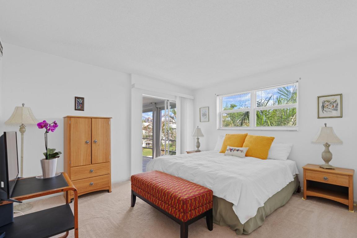 PALM ROYAL APTS INC CONDO - Residential