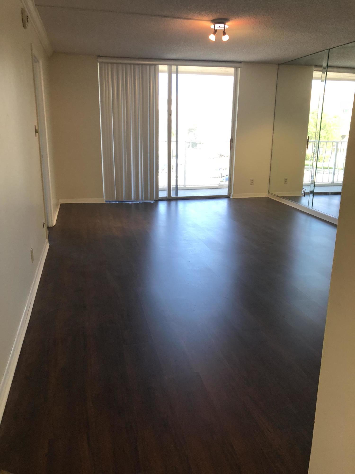 BREAKWATERS OF THE PALM BEACHES CONDO - Residential Lease