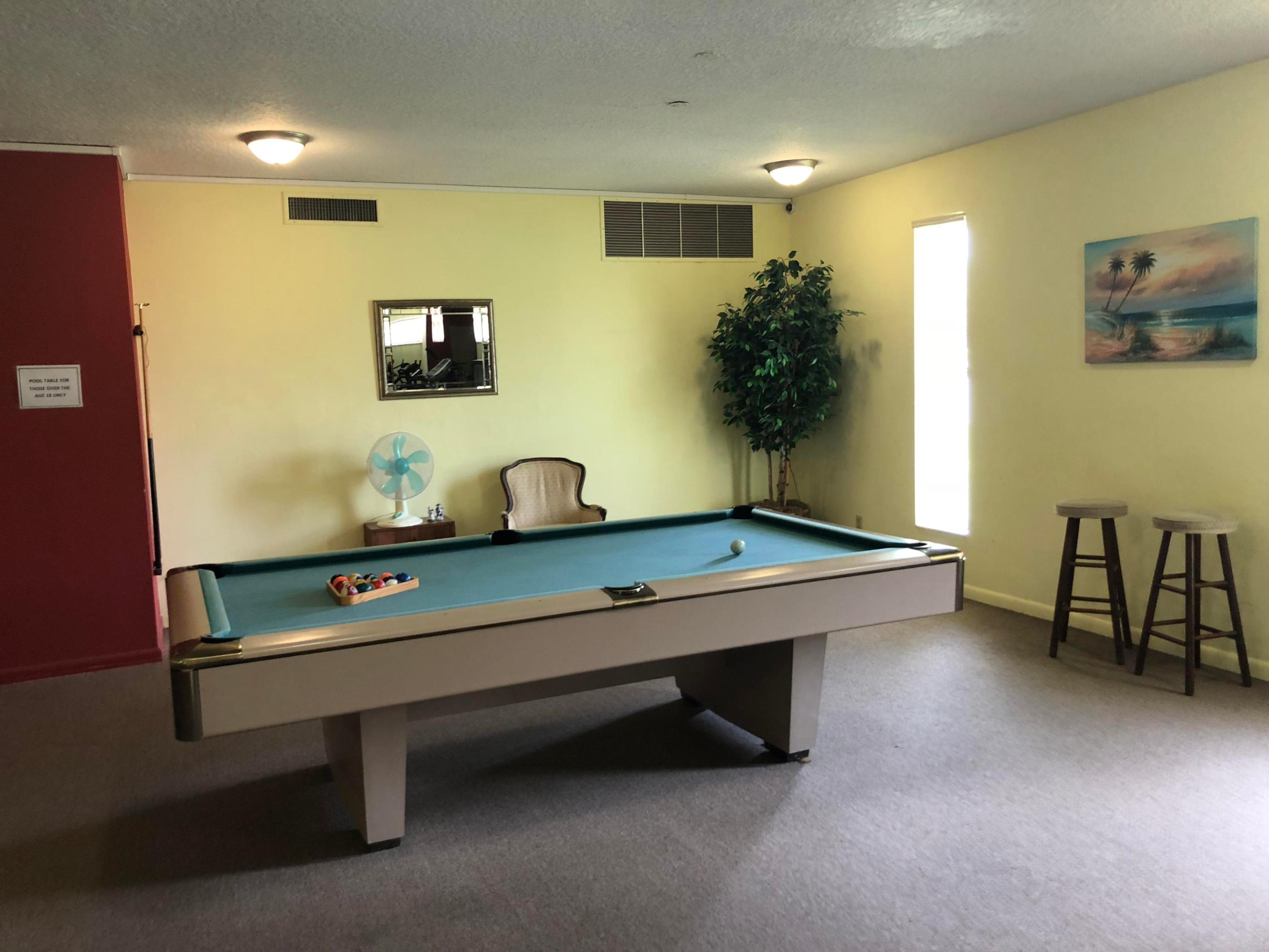 BREAKWATERS OF THE PALM BEACHES CONDO - Residential Lease