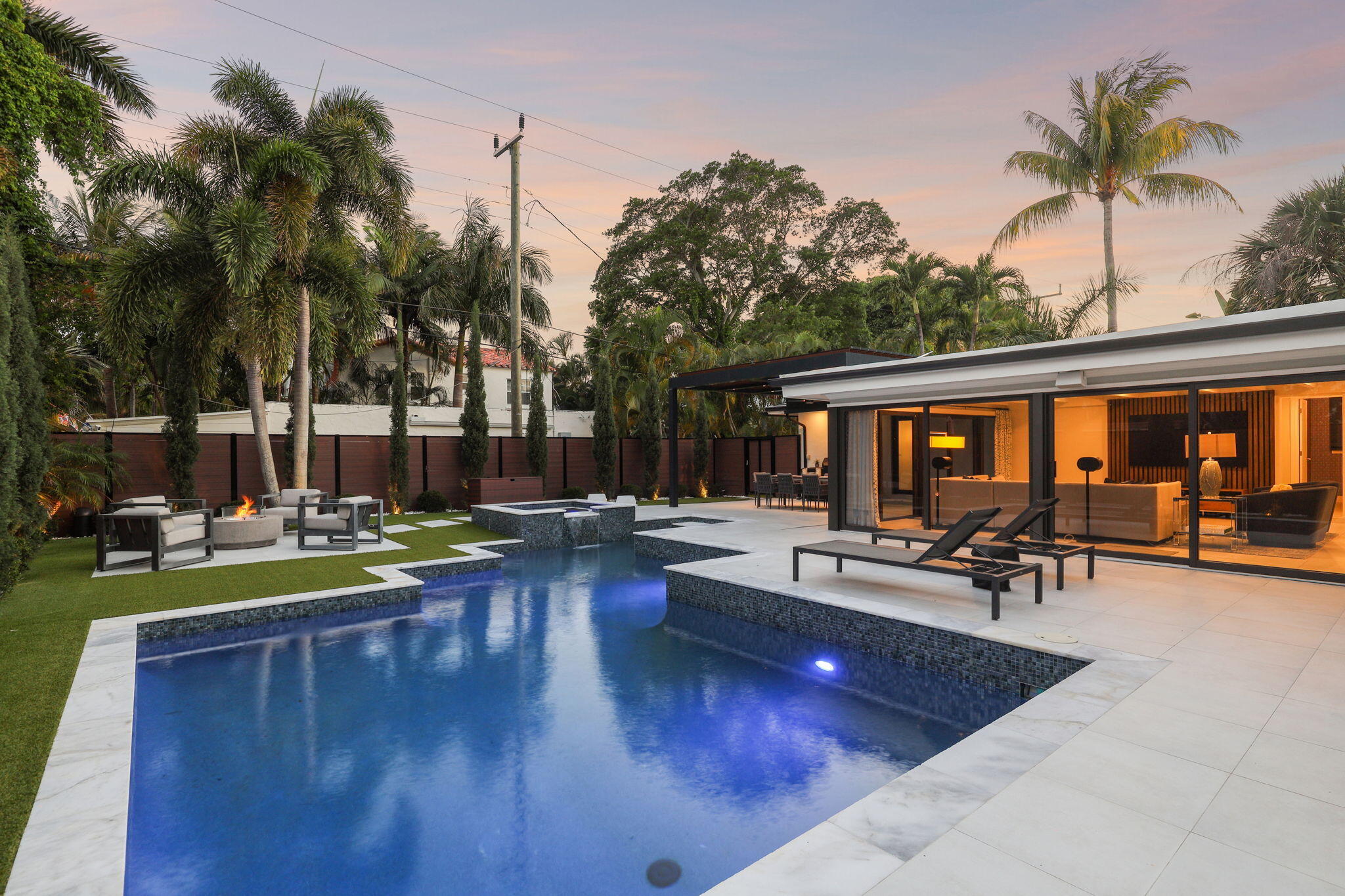 NORTH SHORE TERRACE - Residential