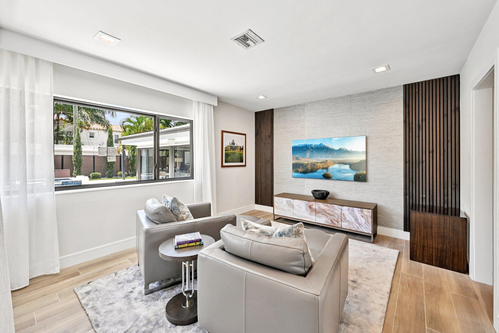 NORTH SHORE TERRACE - Residential