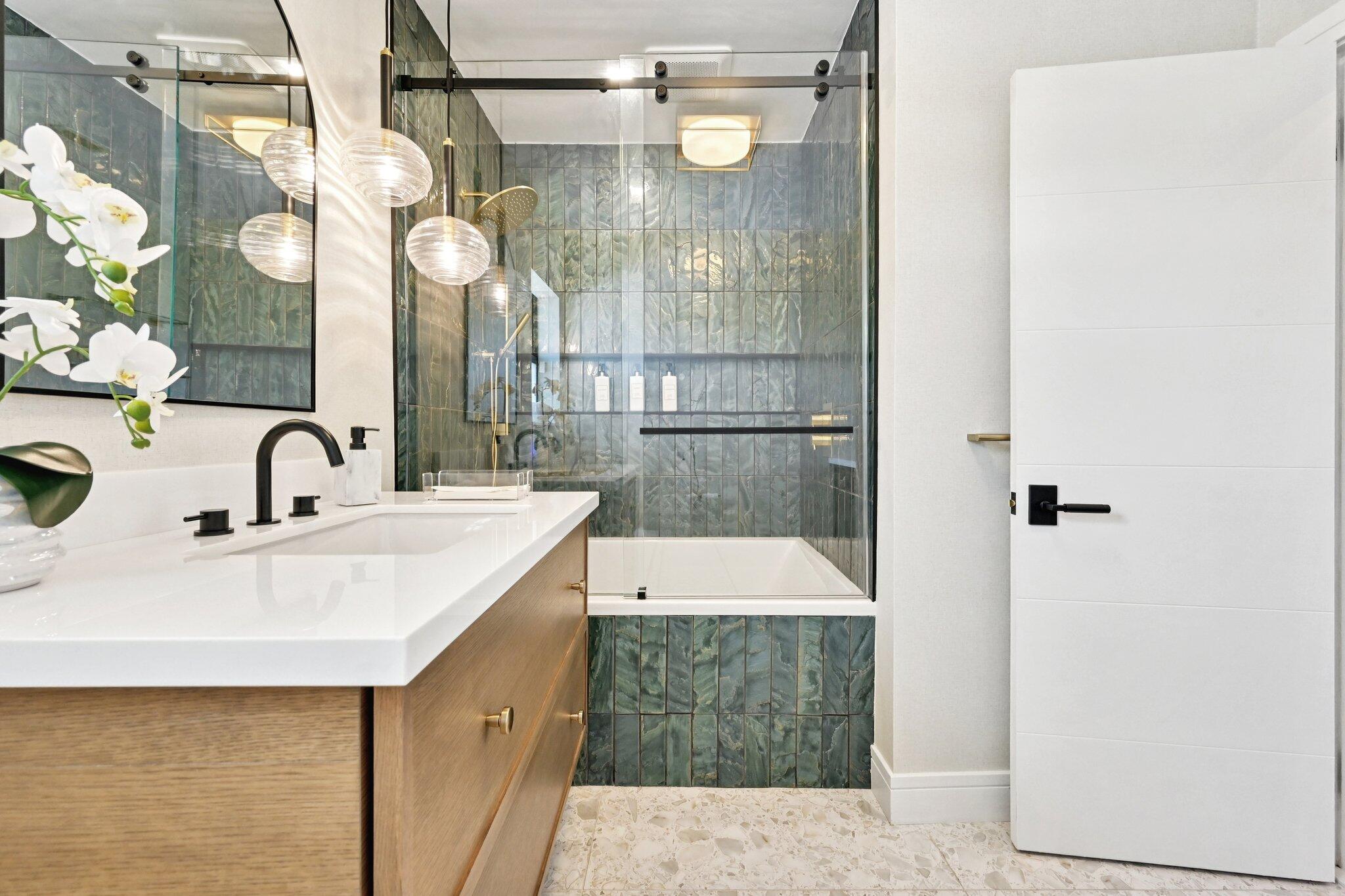 NORTH SHORE TERRACE - Residential