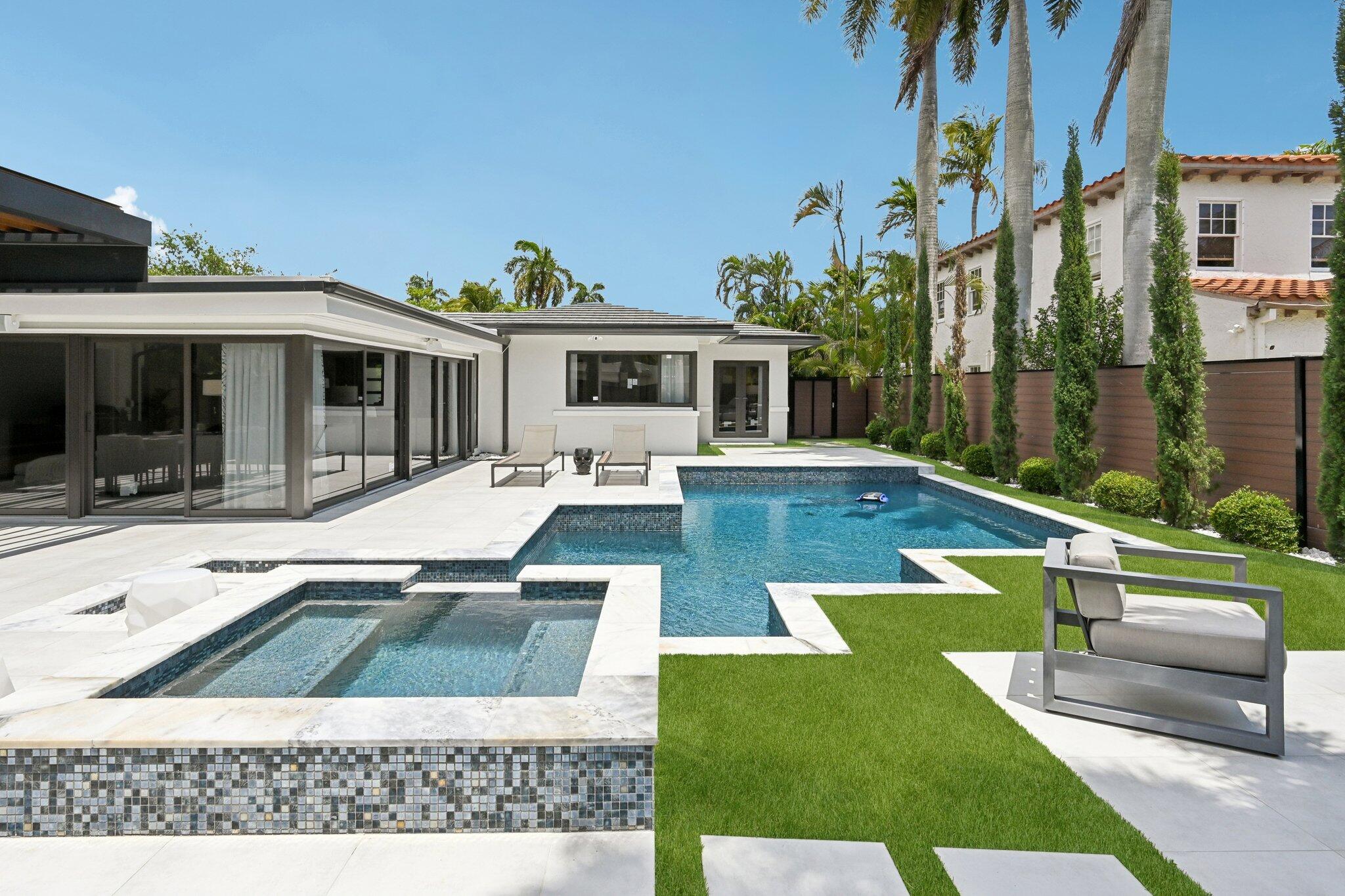 NORTH SHORE TERRACE - Residential