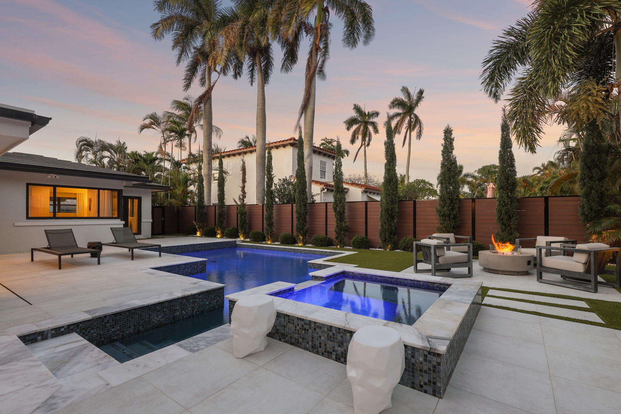 NORTH SHORE TERRACE - Residential
