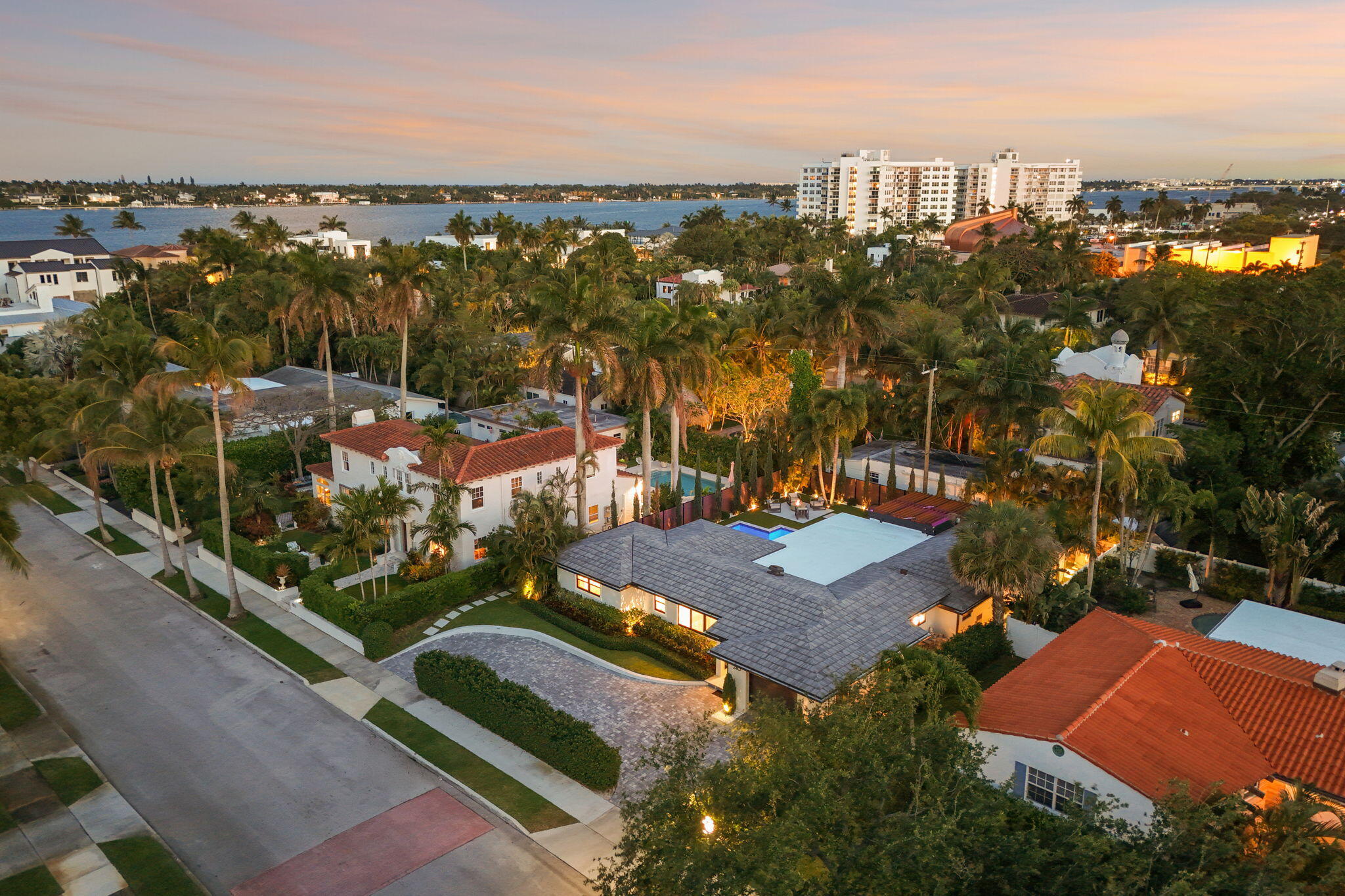 NORTH SHORE TERRACE - Residential