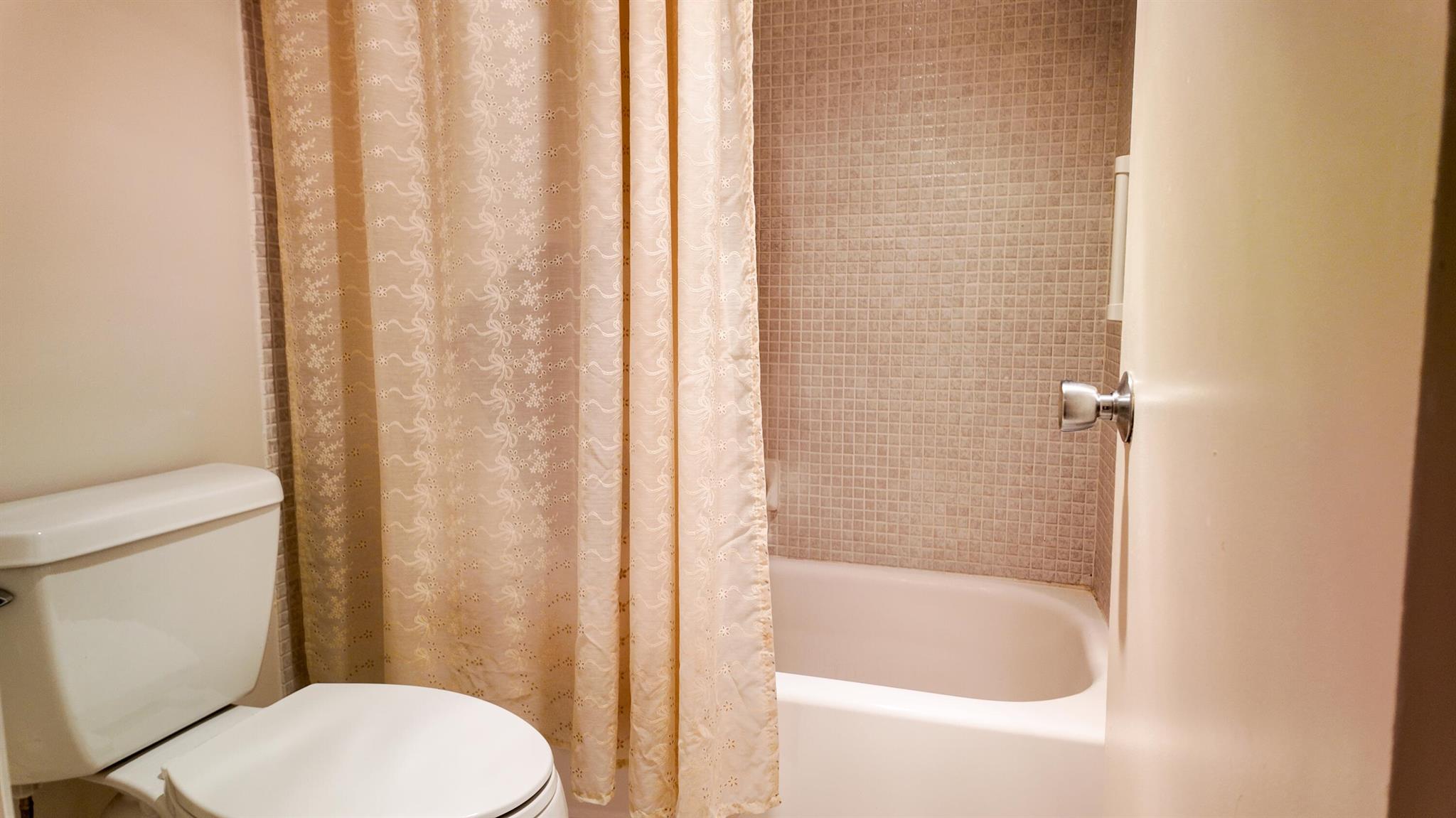 FOUNTAINS OF PALM BEACH C - Residential